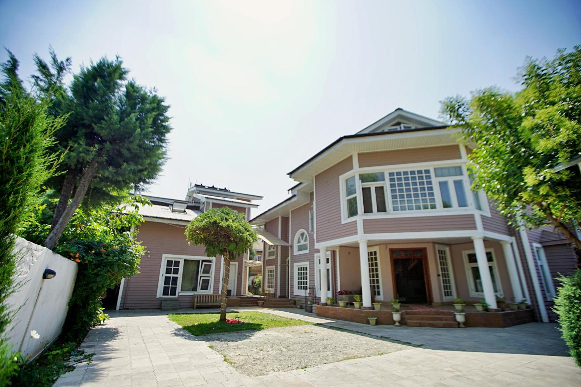 The Goodfind Residency * Srinagar (Jammu and Kashmir)