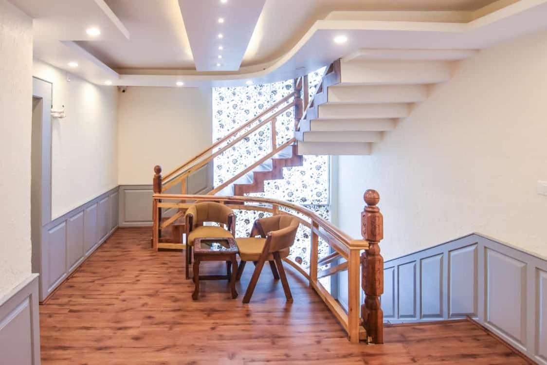 Subhan Apartment Srinagar (Jammu and Kashmir)