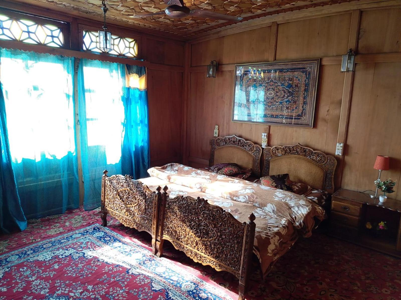 The Hareem Group Of Houseboats Hotel Srinagar (Jammu and Kashmir)