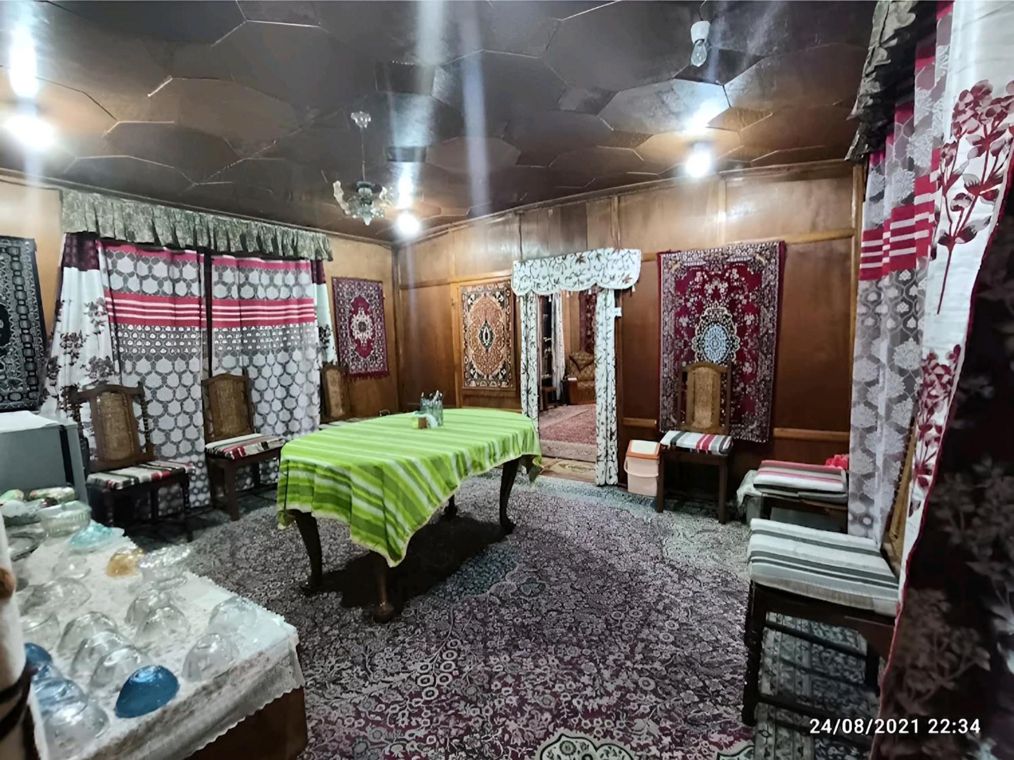 Hotel The Hareem Group Of Houseboats Srinagar (Jammu and Kashmir)