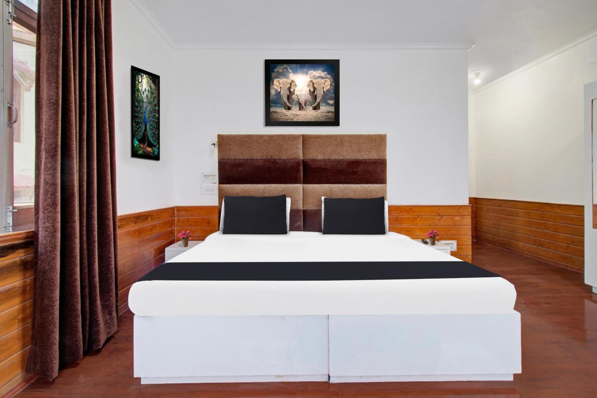 Hotel Super O Zero Bridge Formerly New Time Star Srinagar (Jammu and Kashmir)