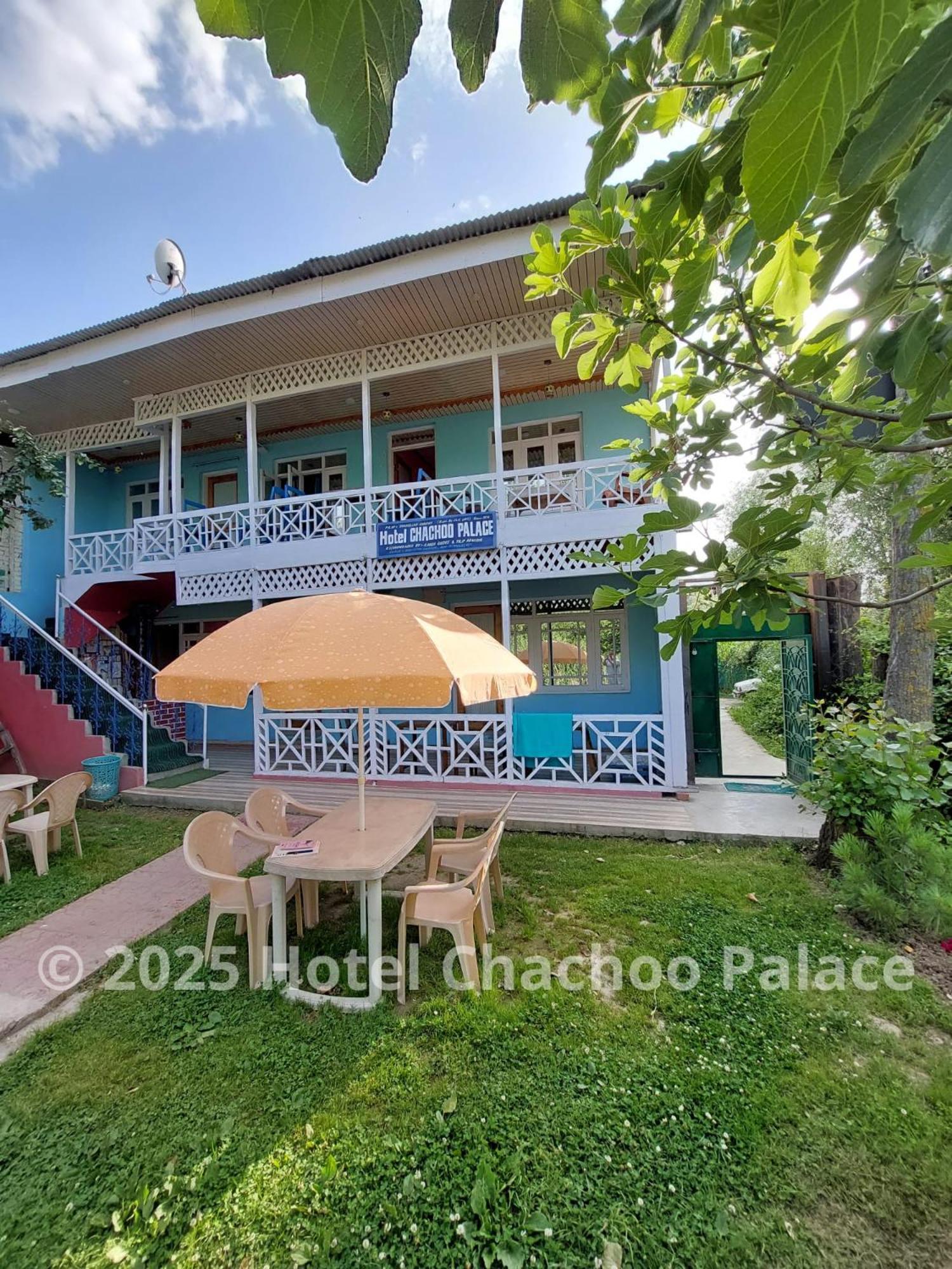 Chachoo Palace Hotel Srinagar (Jammu and Kashmir)