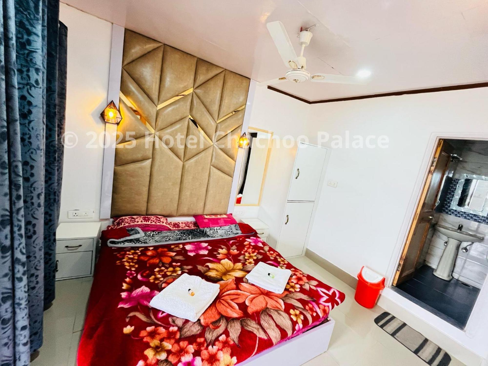 Chachoo Palace 2* Srinagar (Jammu and Kashmir)