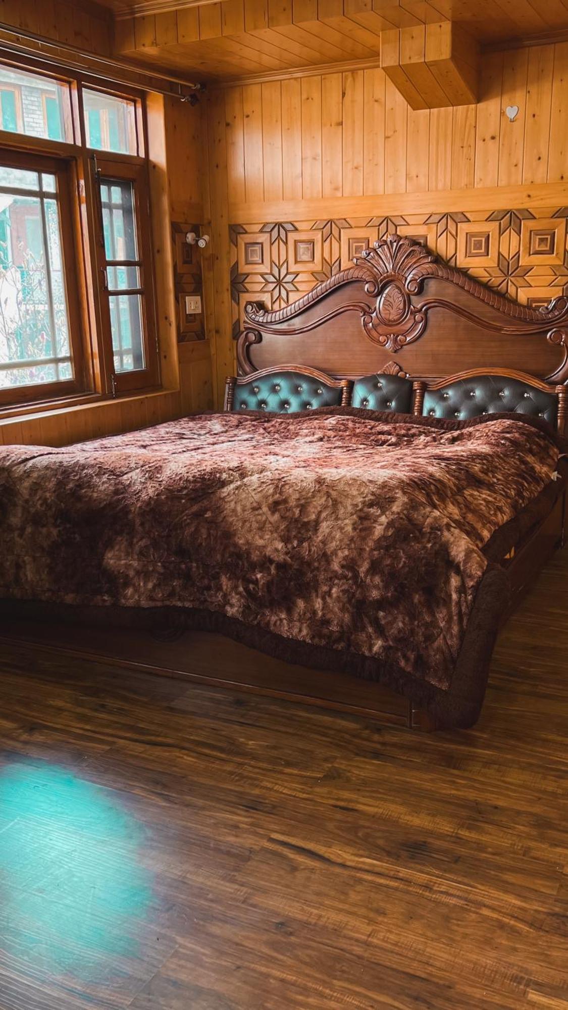 Rocridge Homestay Srinagar (Jammu and Kashmir)