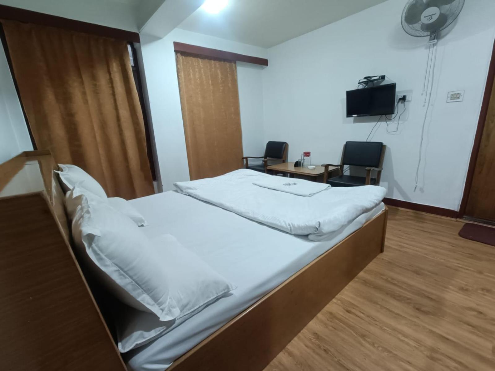Hotel Ruby And Restaurant 2*