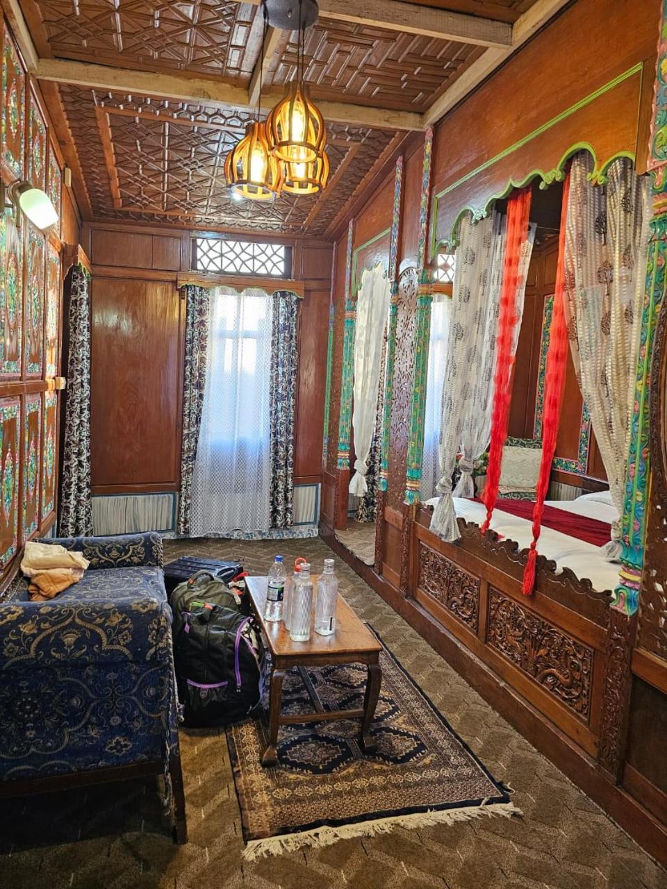 Hotel Gulfam 5*