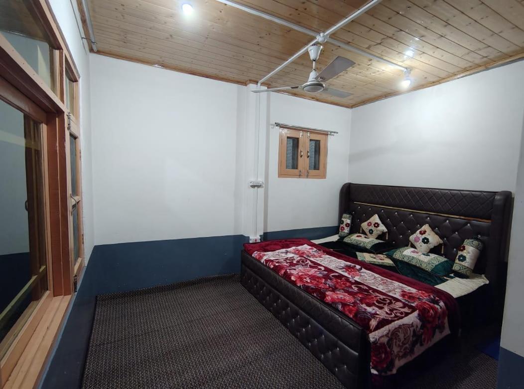 Single Room, Holiday home Srinagar (Jammu and Kashmir)