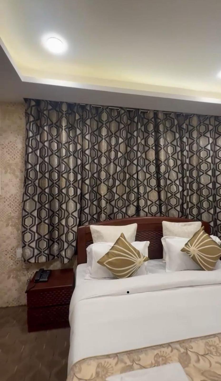 Skyridges Hotel 3*