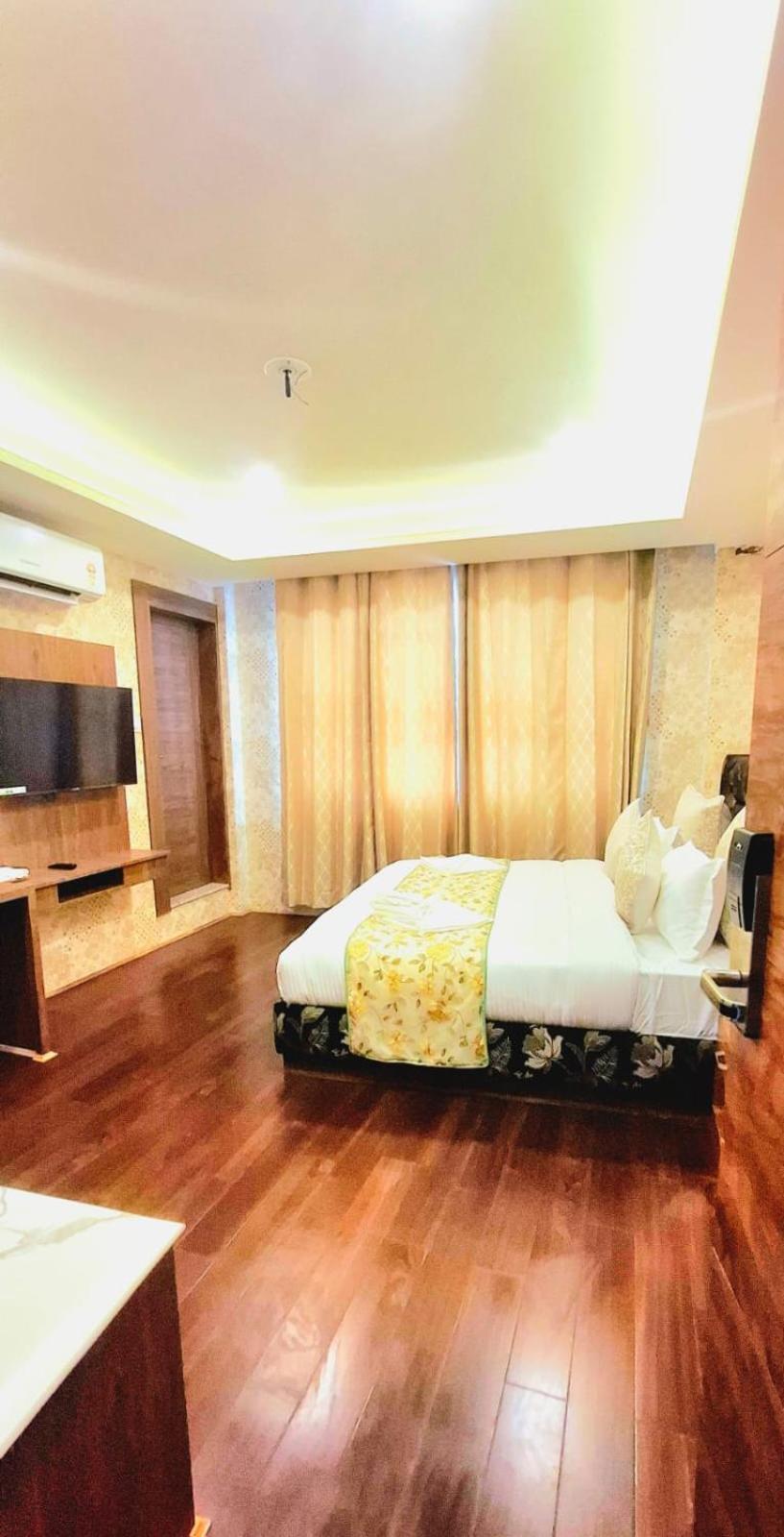 Hotel Skyridges Srinagar (Jammu and Kashmir)