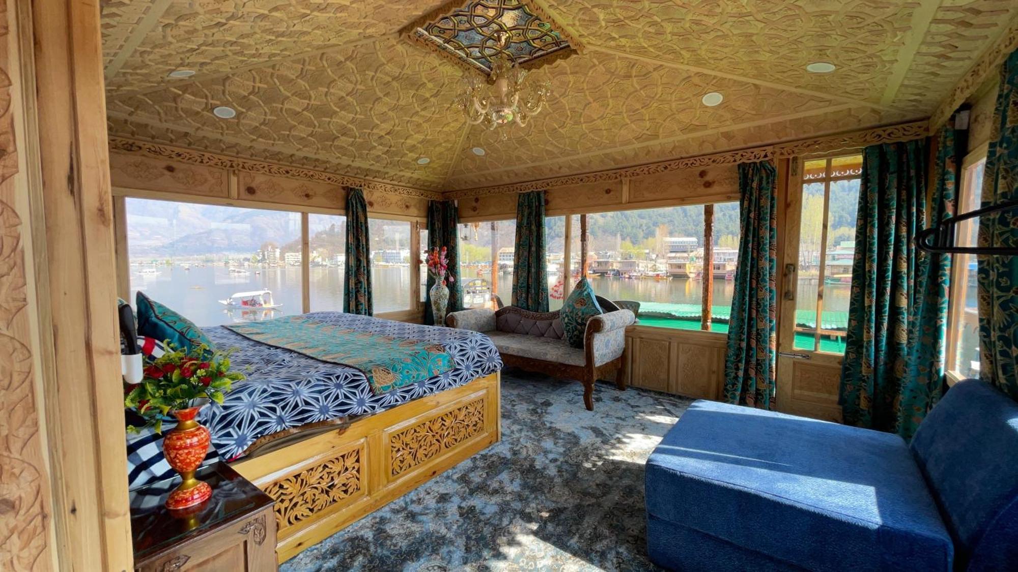 Botel Hb Freedom Group Of Houseboats Srinagar (Jammu and Kashmir)