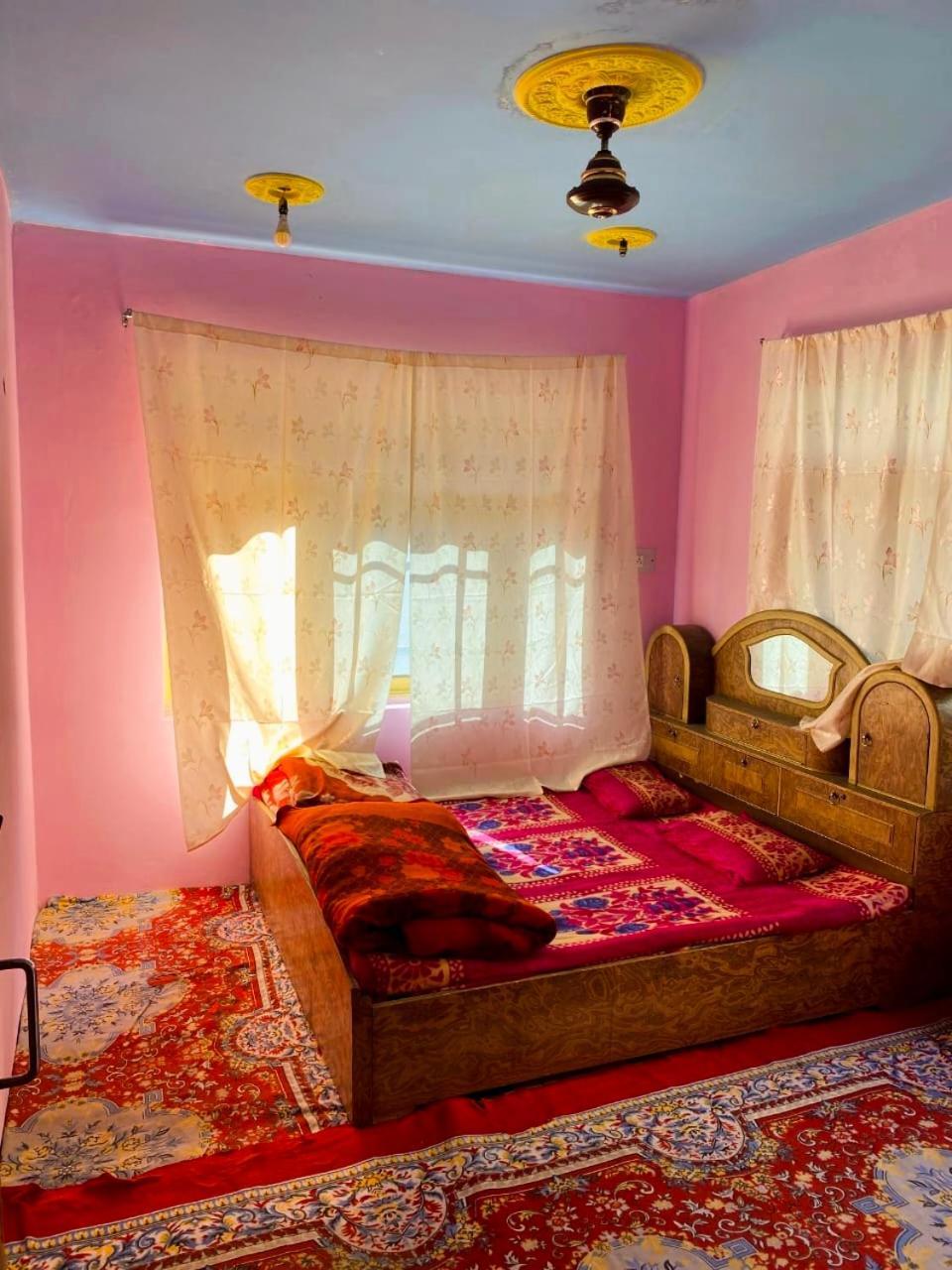 Homestay Adeel Homes Srinagar (Jammu and Kashmir)