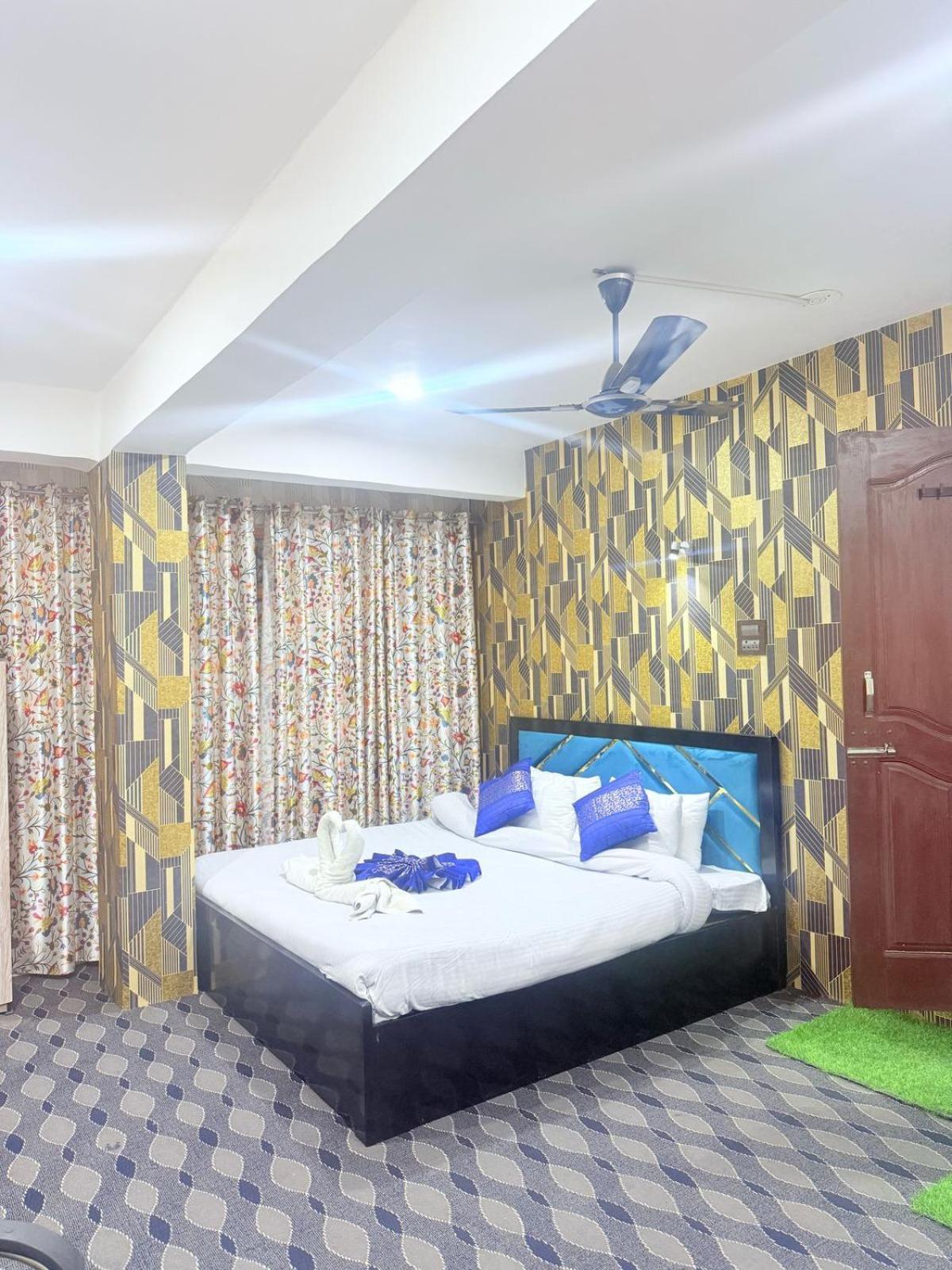 Cv Homestay Srinagar (Jammu and Kashmir)