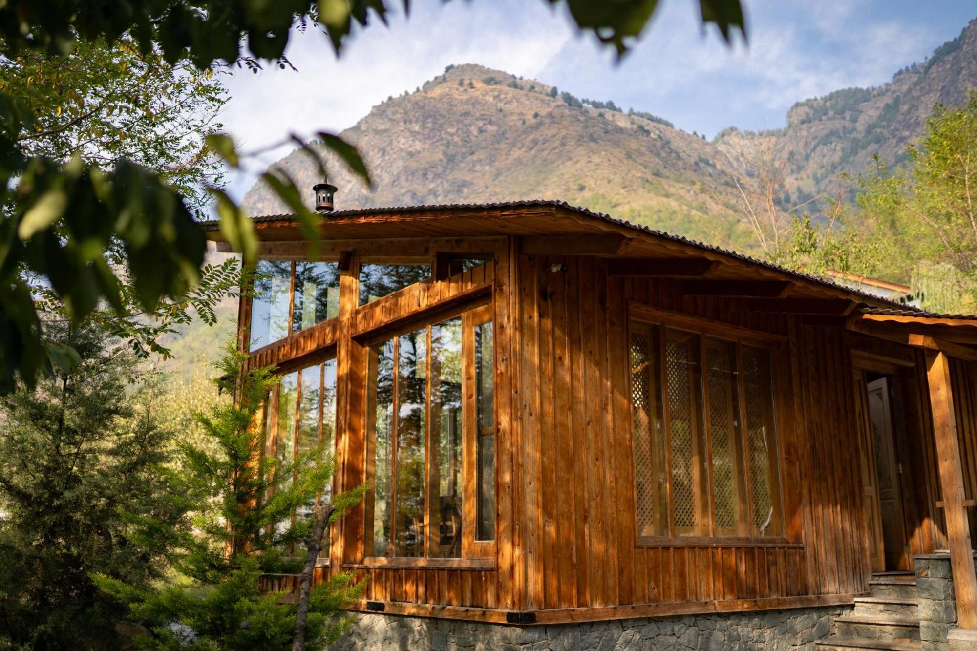 Resort Qayaam Gah Srinagar (Jammu and Kashmir)