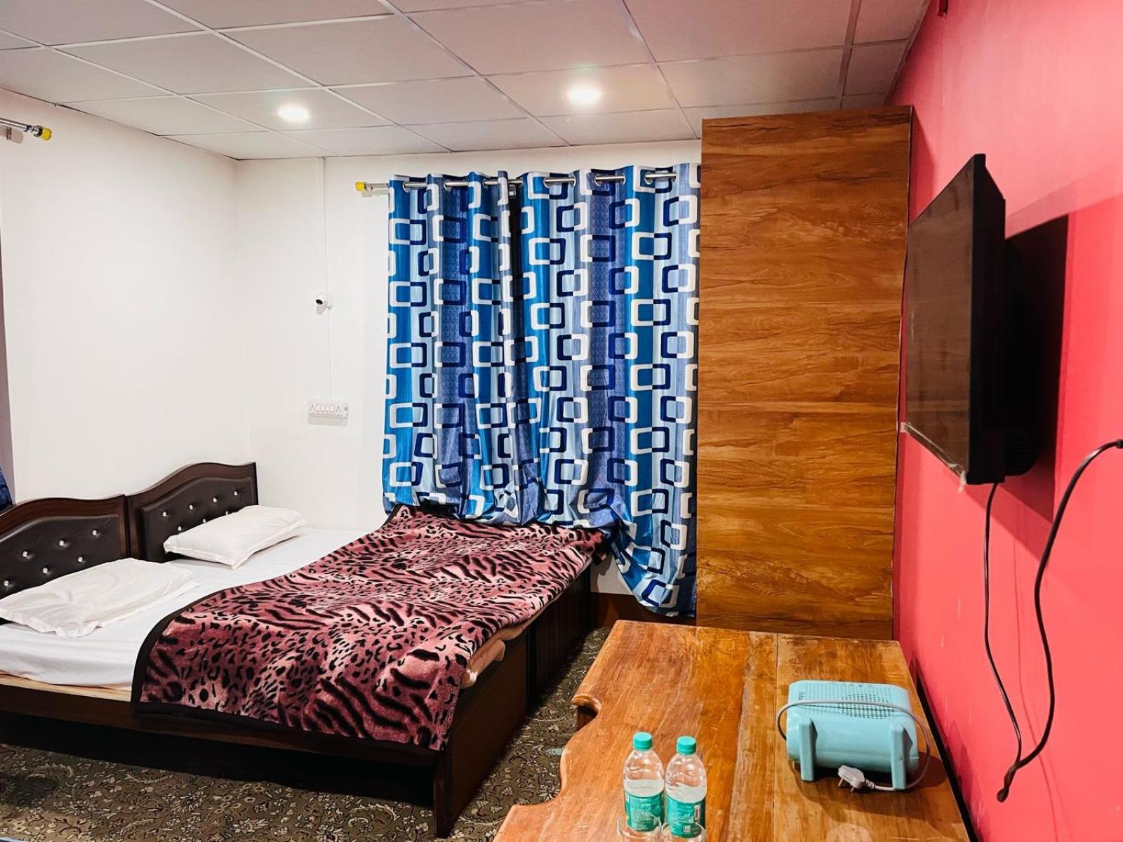 Guest house Mawra *