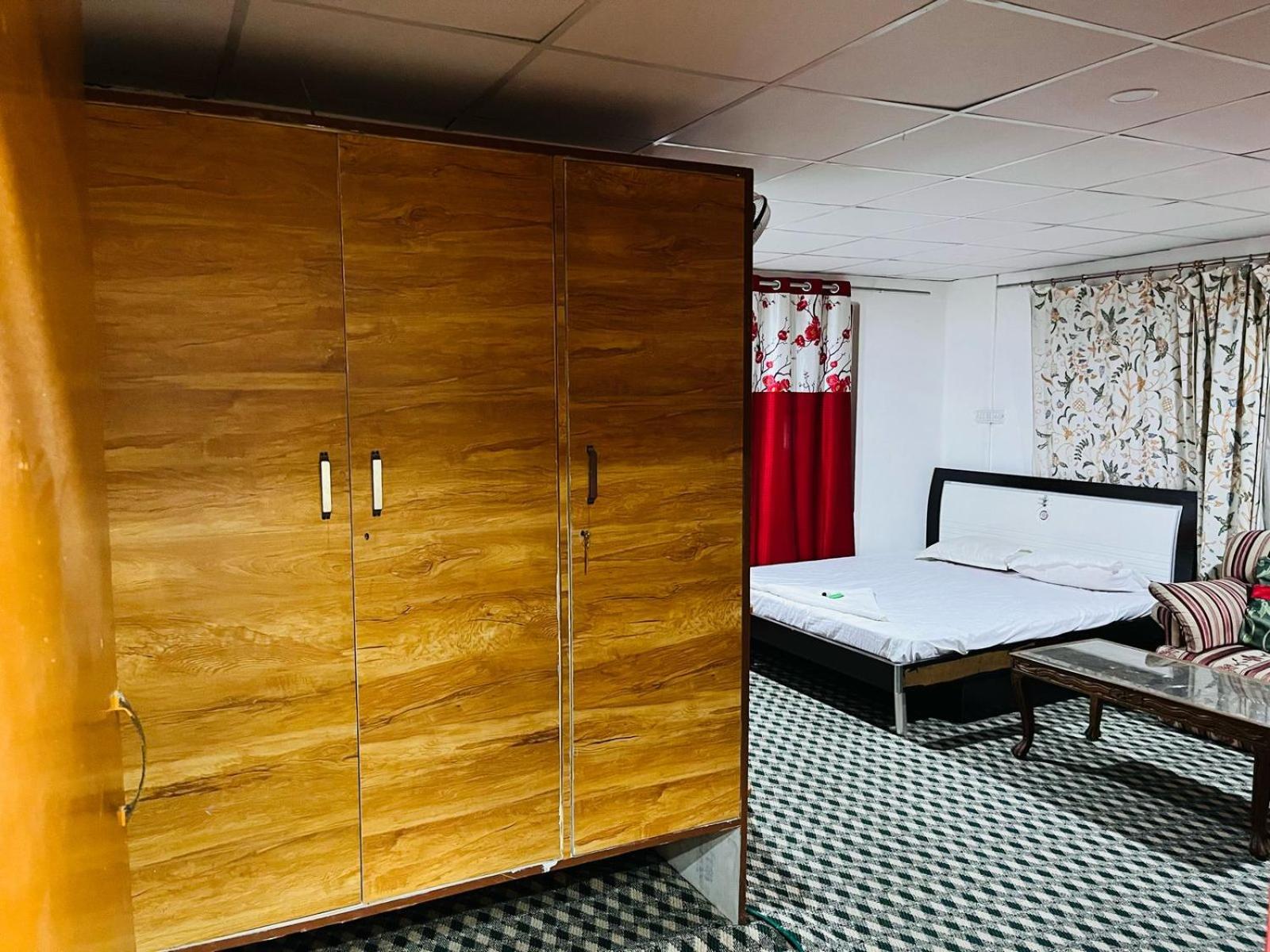 Mawra Guest house *