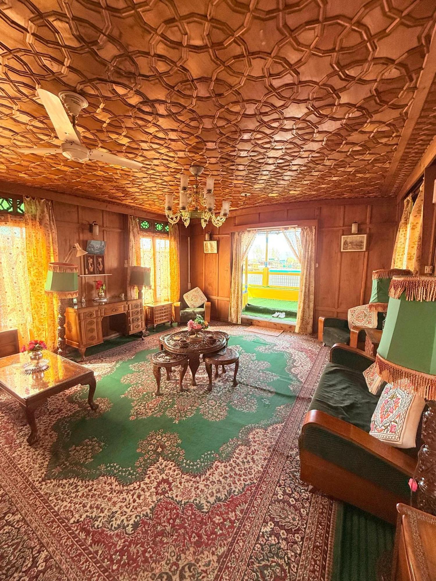 Lalarukh Group Of Houseboats 4* Srinagar (Jammu and Kashmir)