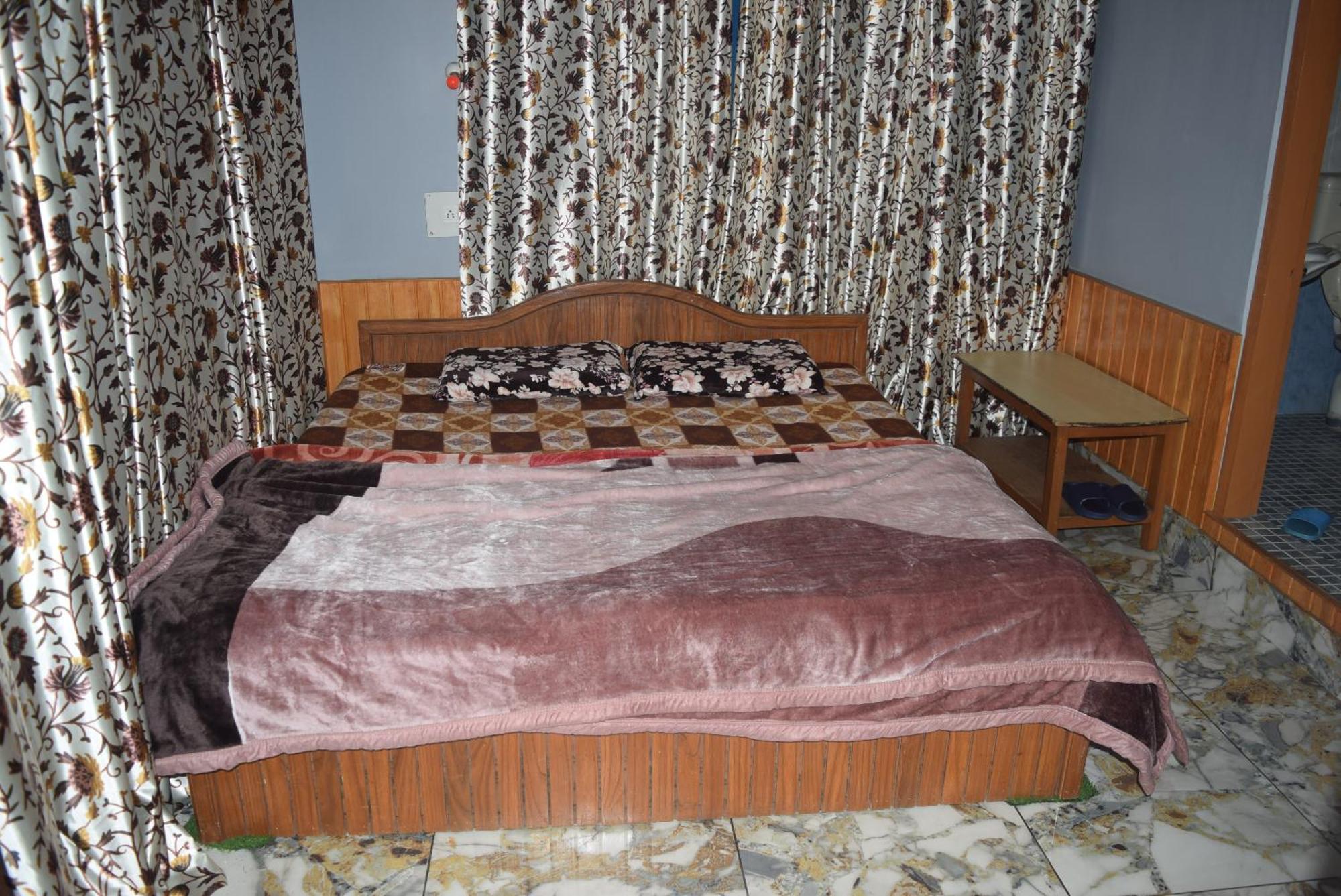 Homestay Joo Srinagar (Jammu and Kashmir)