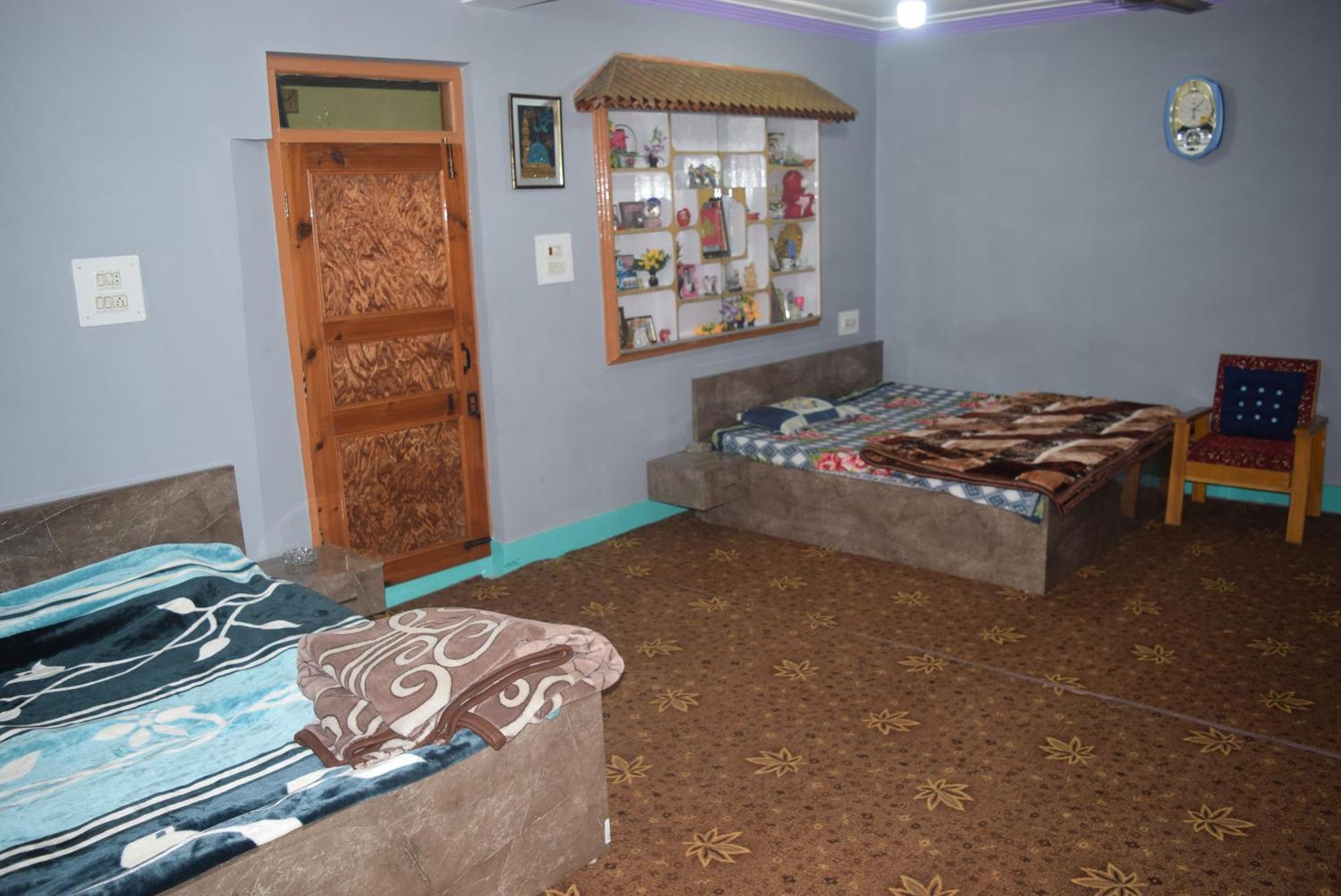 Joo Homestay Srinagar (Jammu and Kashmir)