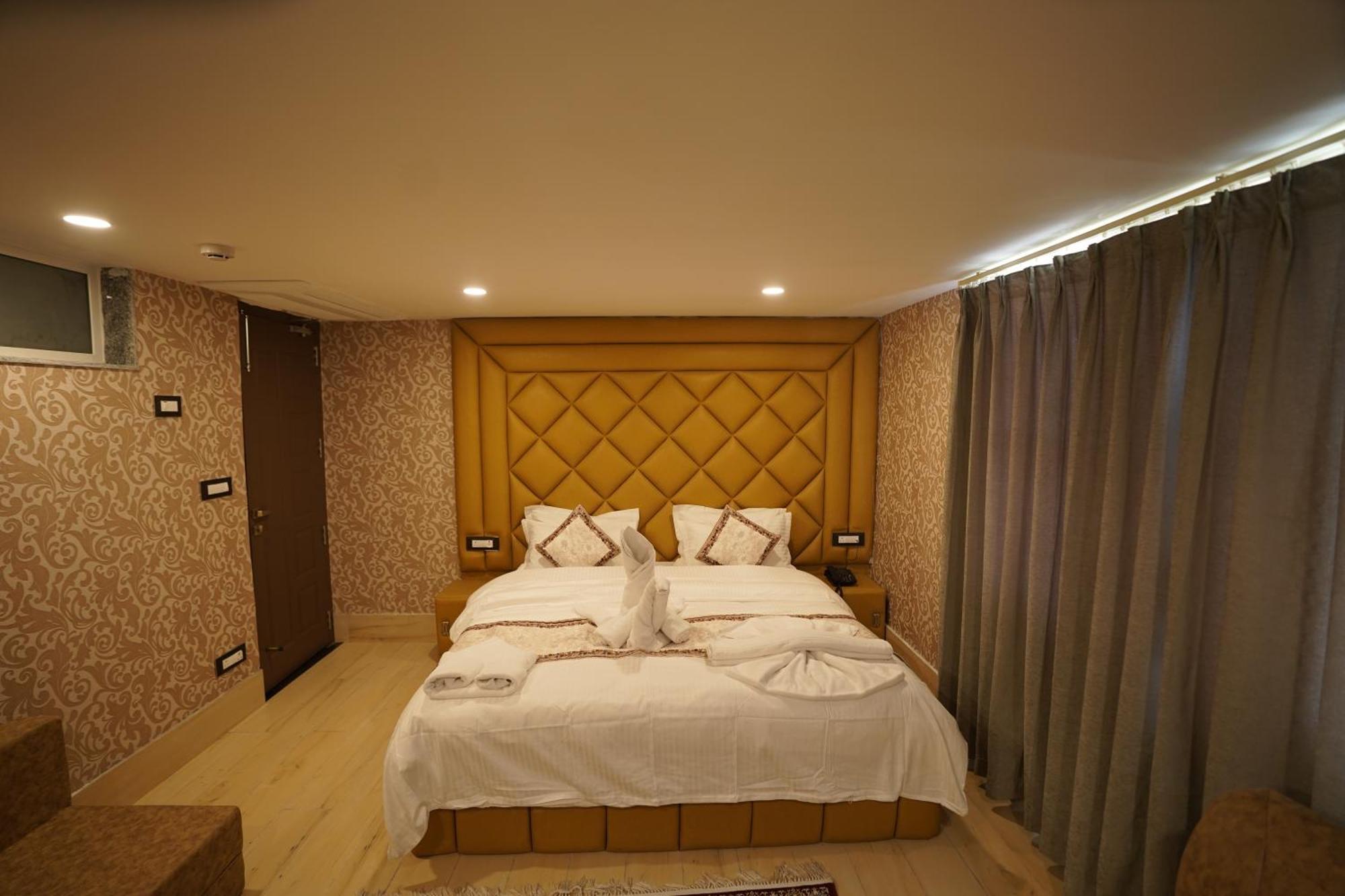 Hotel Asian Comfort 3*