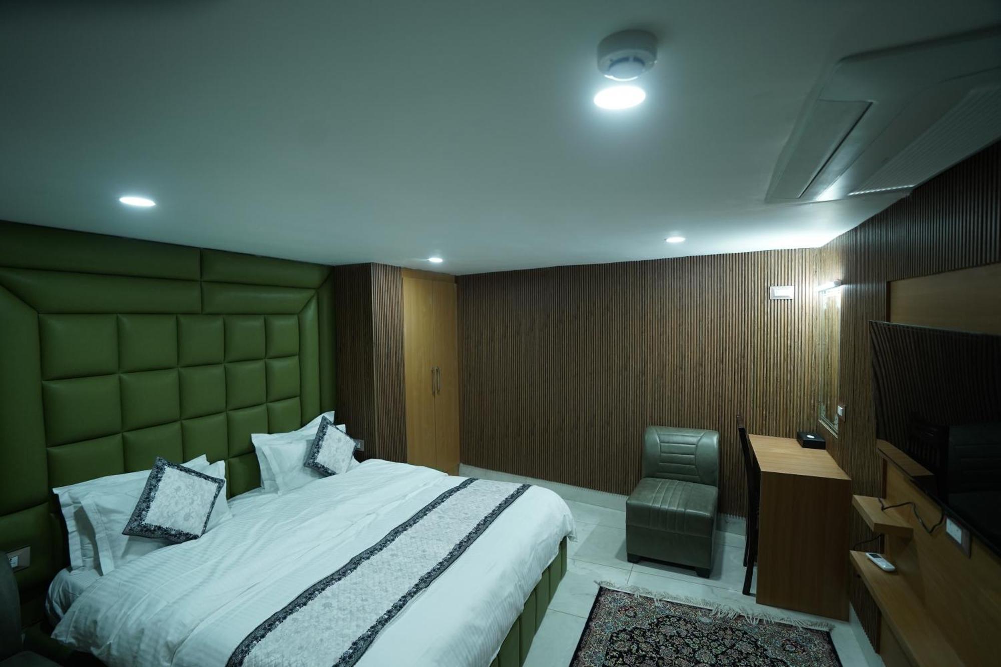 Hotel Asian Comfort