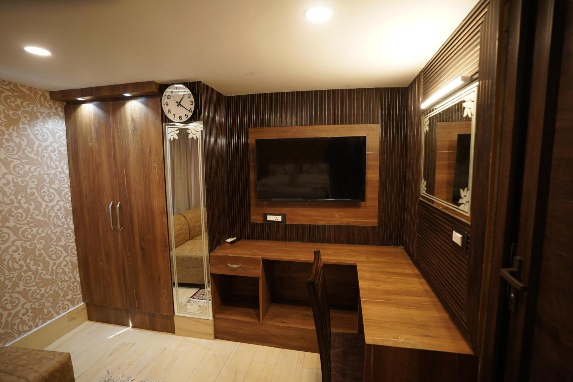 Hotel Asian Comfort