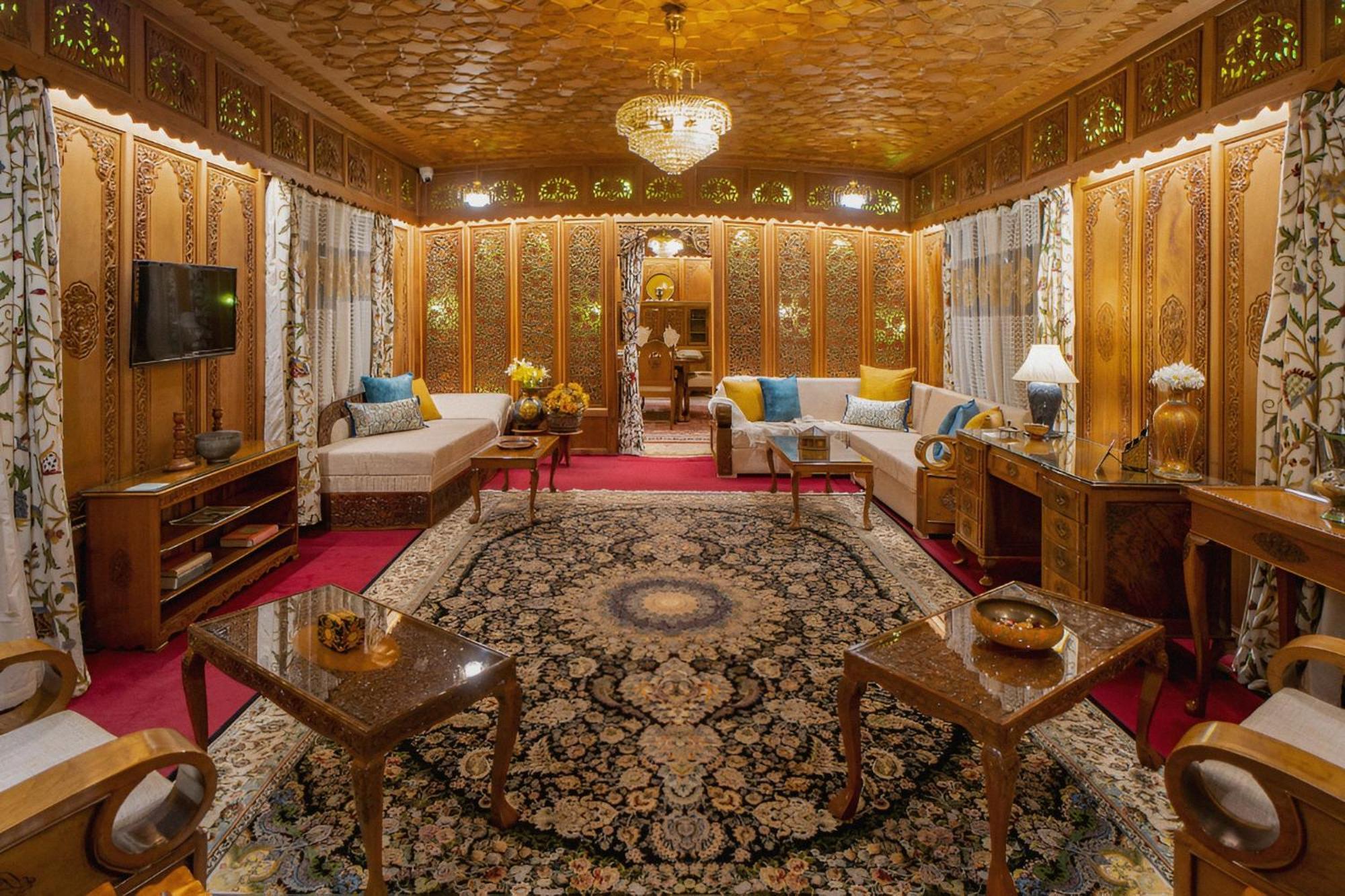 The Hareem Group Of Houseboats Srinagar (Jammu and Kashmir)