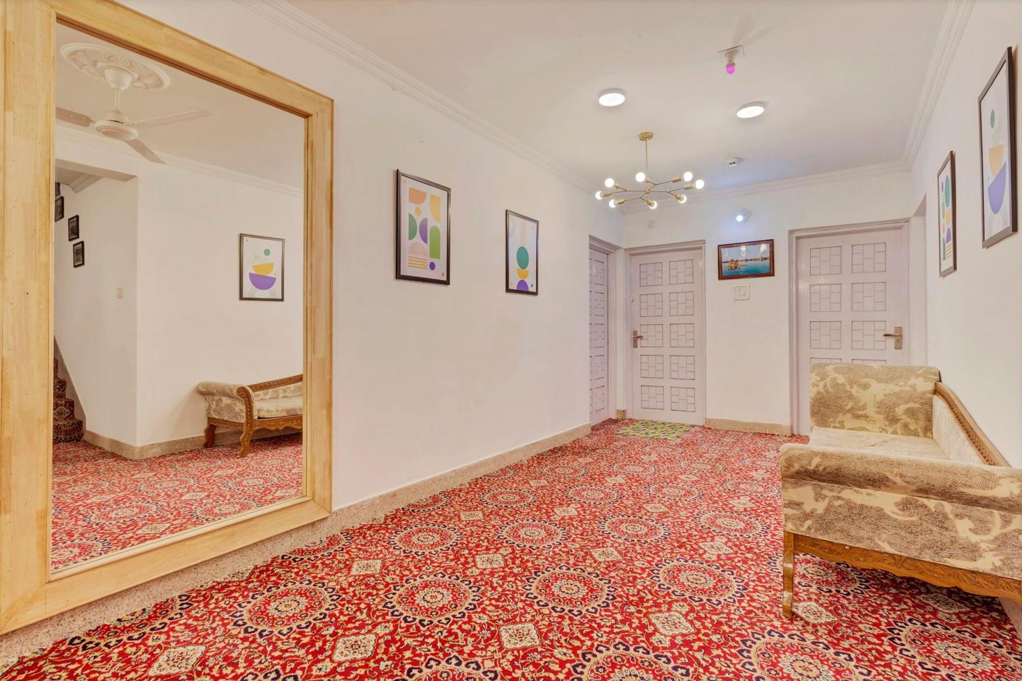 Treebo Vitasta Villa, 3* Srinagar (Jammu and Kashmir)