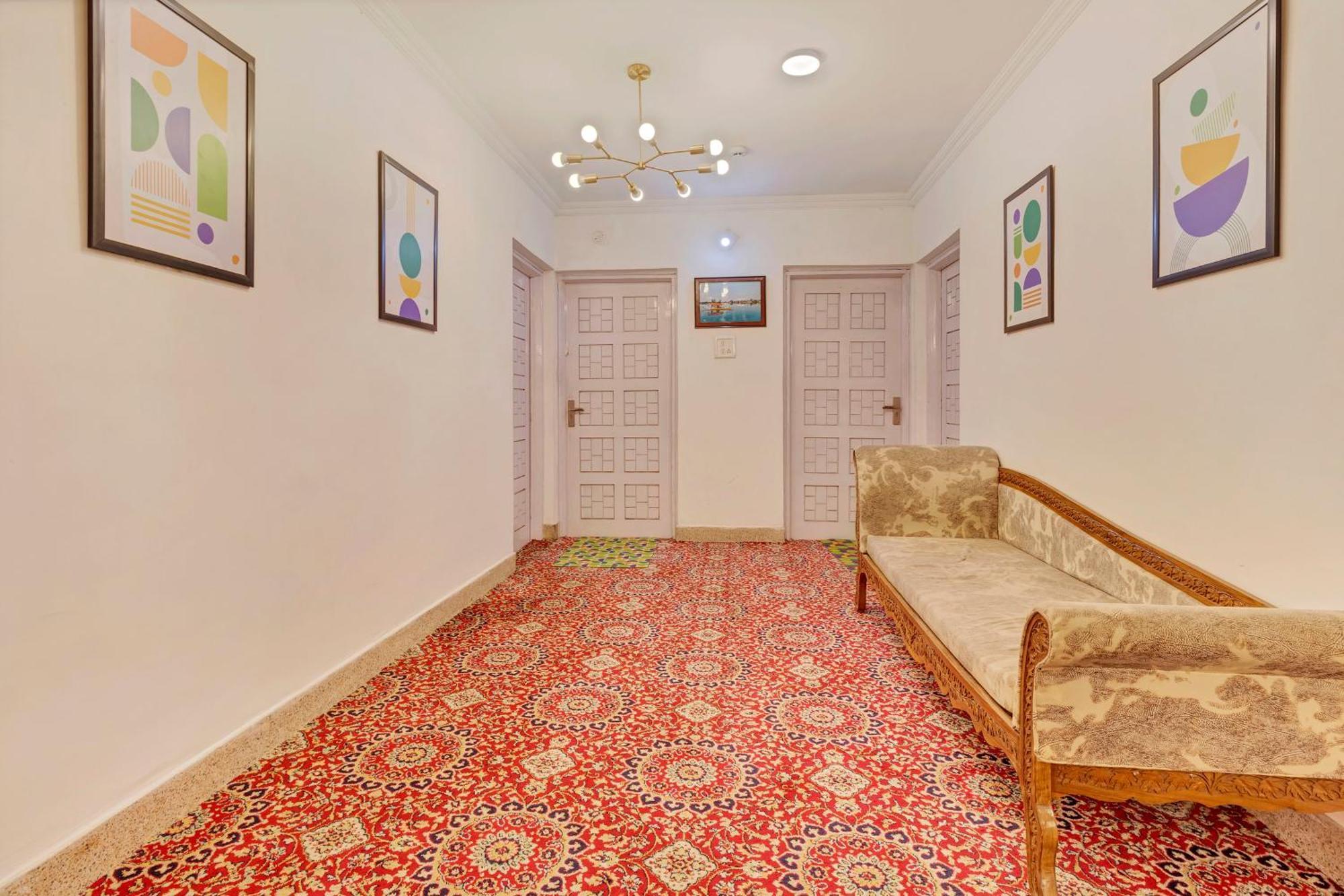 Treebo Vitasta Villa, 3* Srinagar (Jammu and Kashmir)