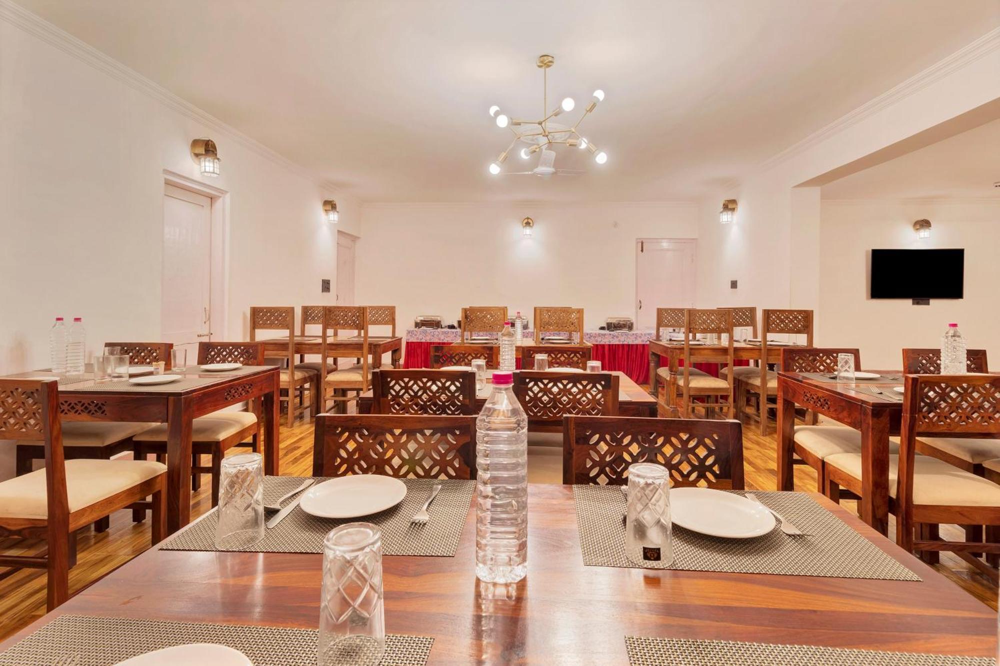 Treebo Vitasta Villa, 3*