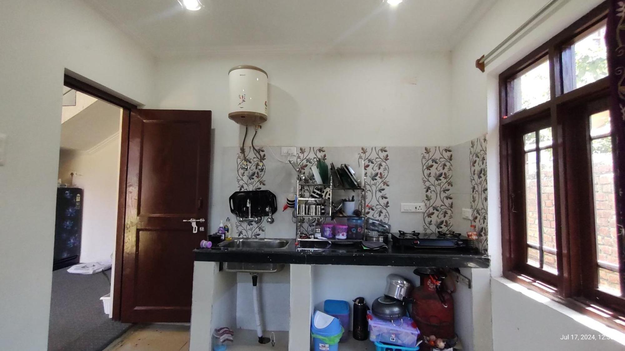 House Of Fragrance Apartment