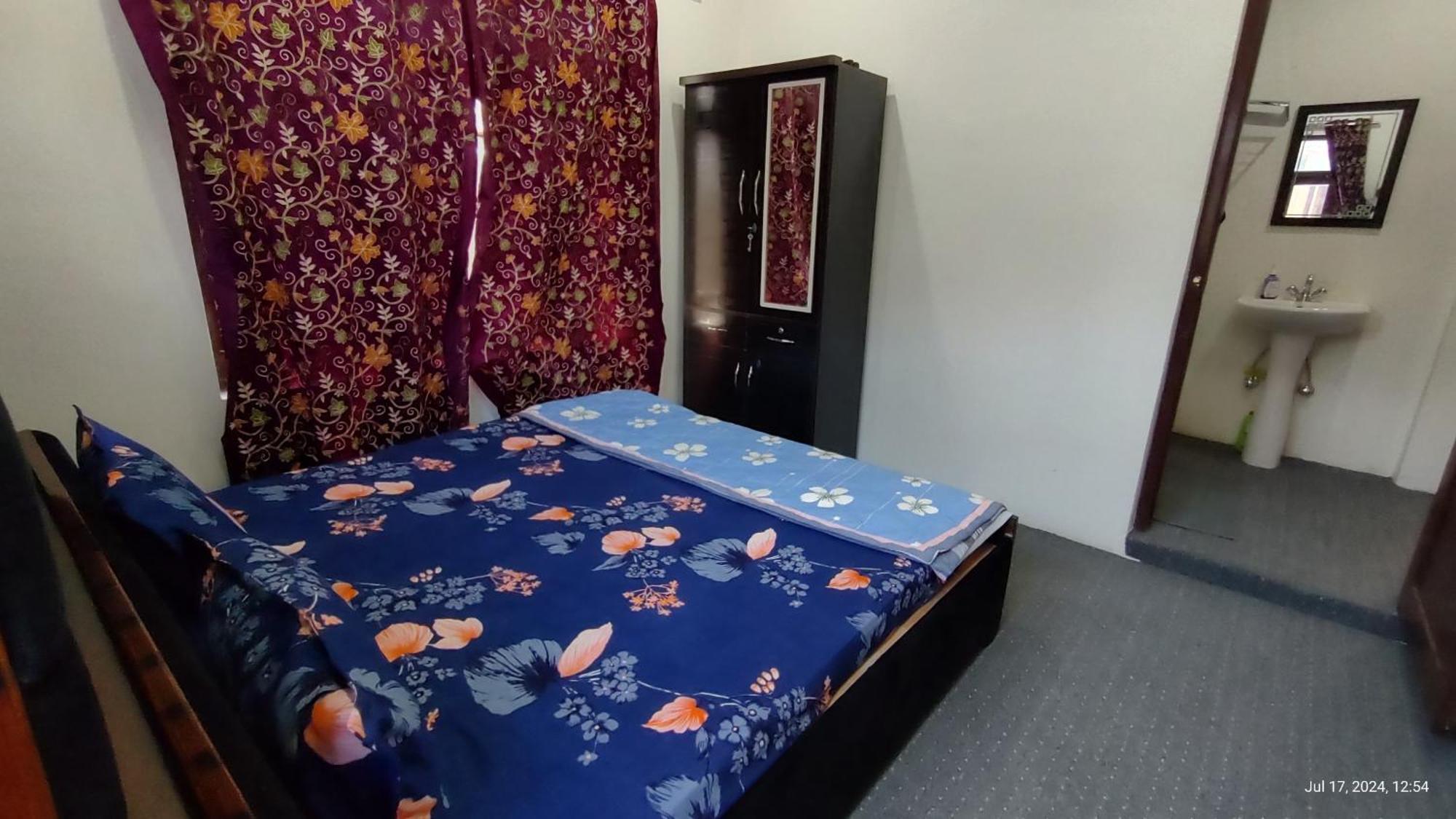 House Of Fragrance * Srinagar (Jammu and Kashmir)