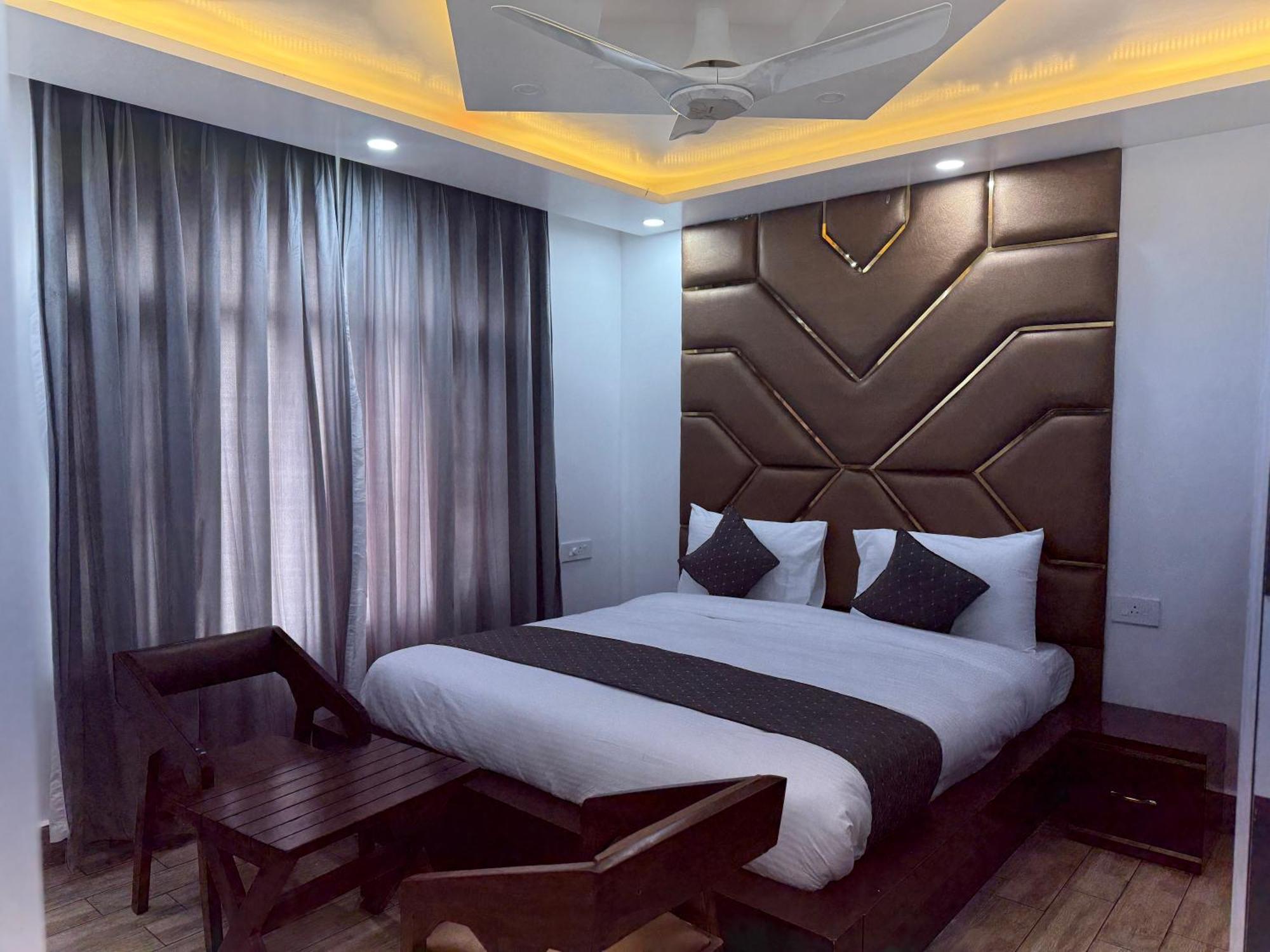 Hotel The Heart Stone