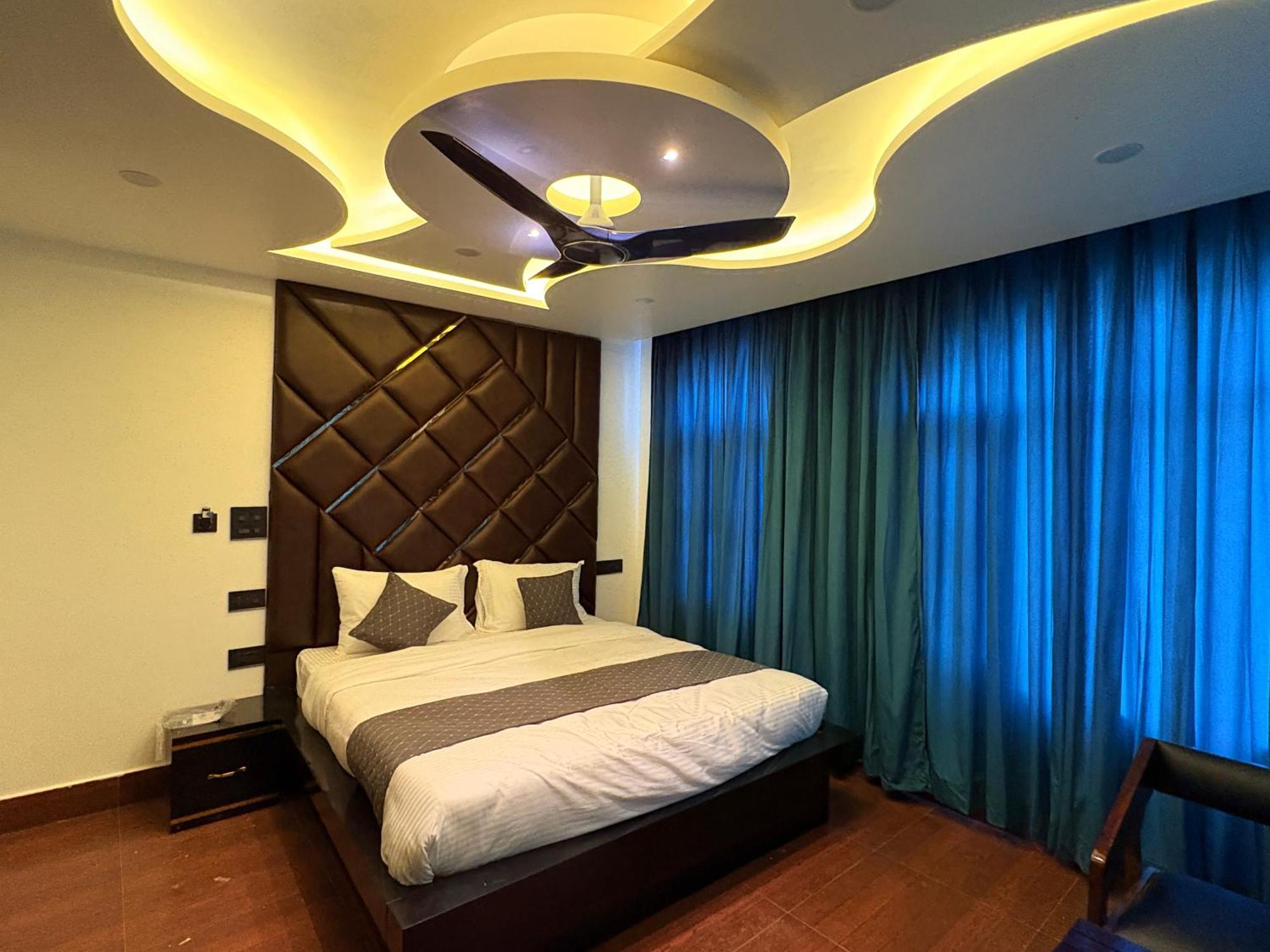 The Heart Stone Hotel Srinagar (Jammu and Kashmir)