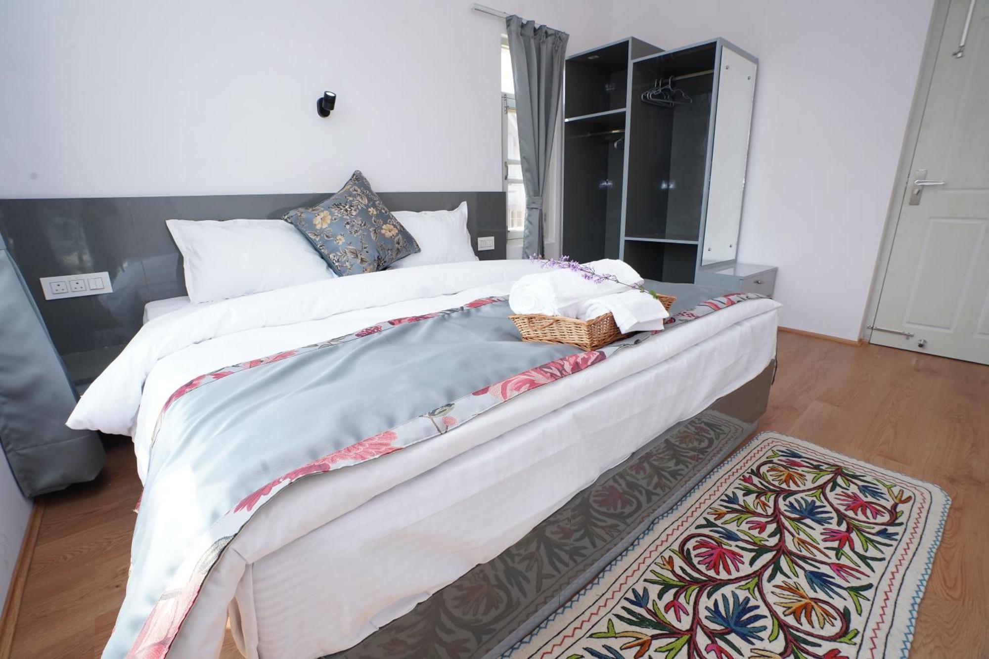Maskan By Rafiqi Estates Apartment Srinagar (Jammu and Kashmir)