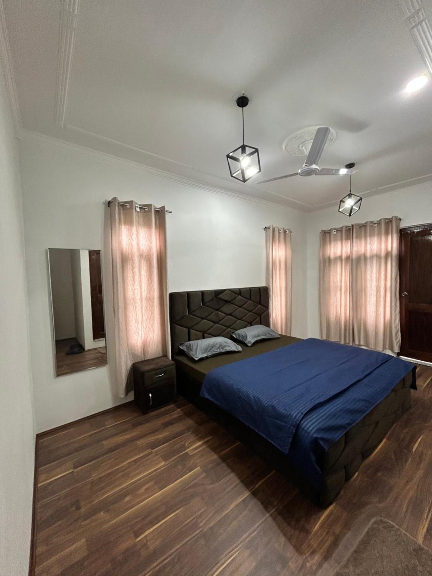 John's 2* Srinagar (Jammu and Kashmir)