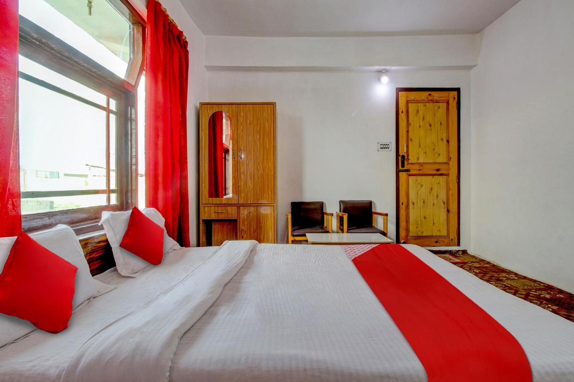O Delhi Star Hotel
