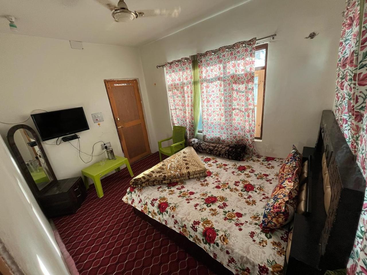 Homestay Derban *