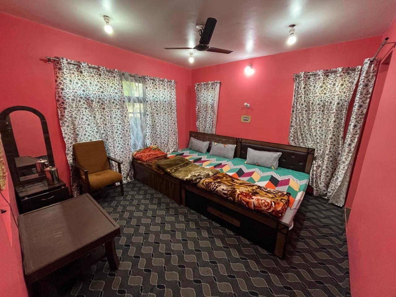 Homestay Derban Srinagar (Jammu and Kashmir)