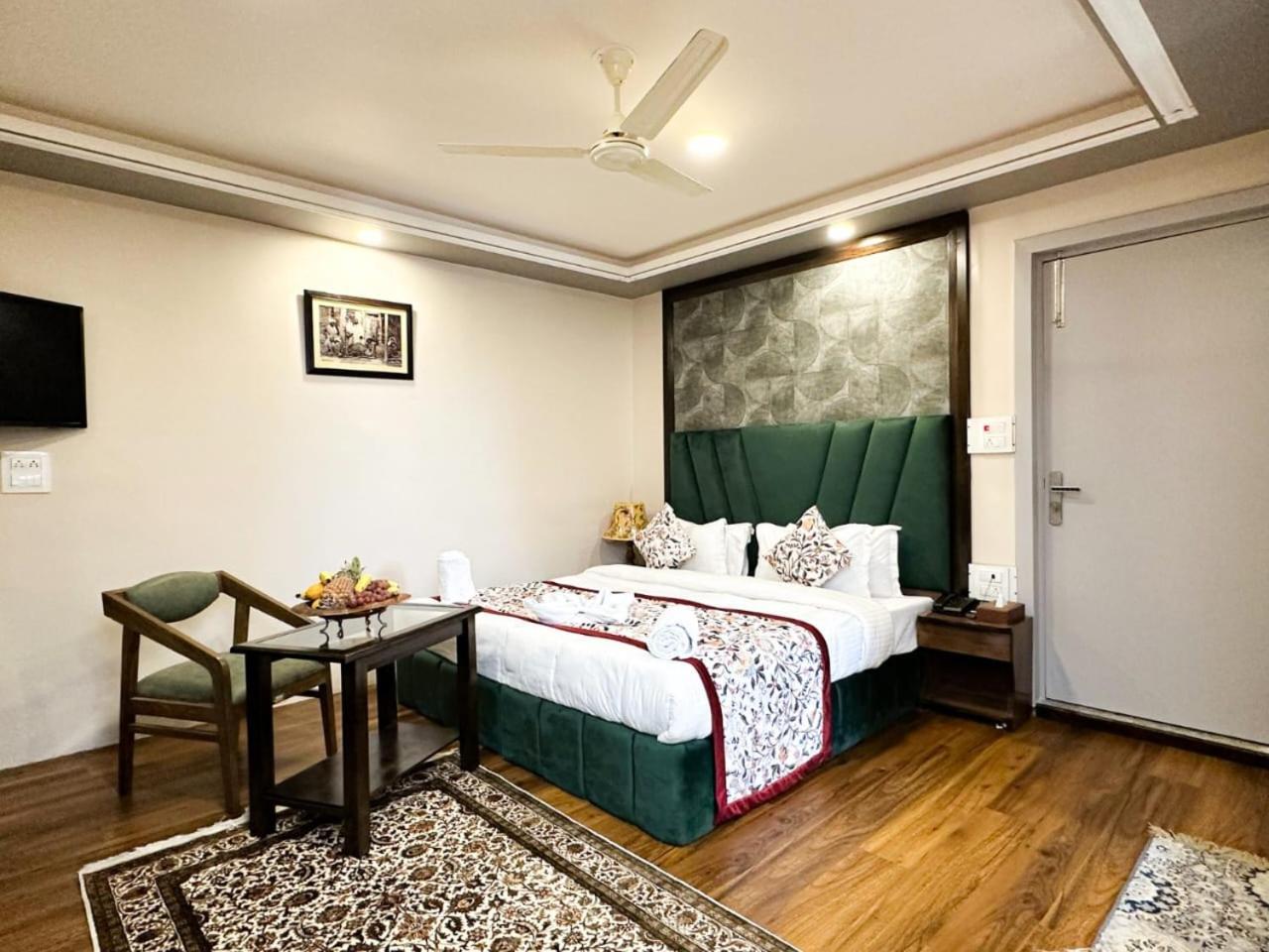 Shahi Group Of Pahalgam