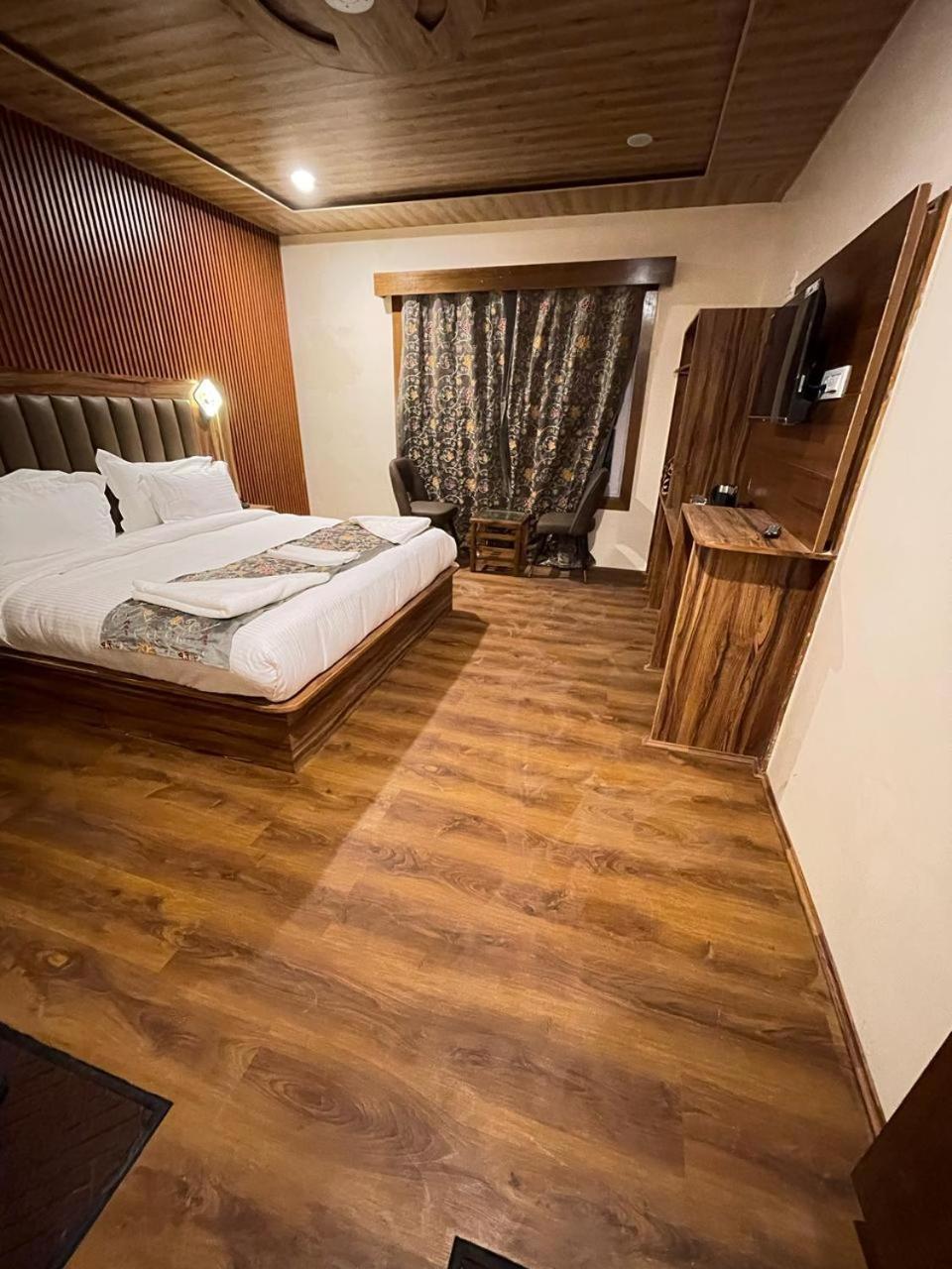 Shahi Group Of Pahalgam Srinagar (Jammu and Kashmir)