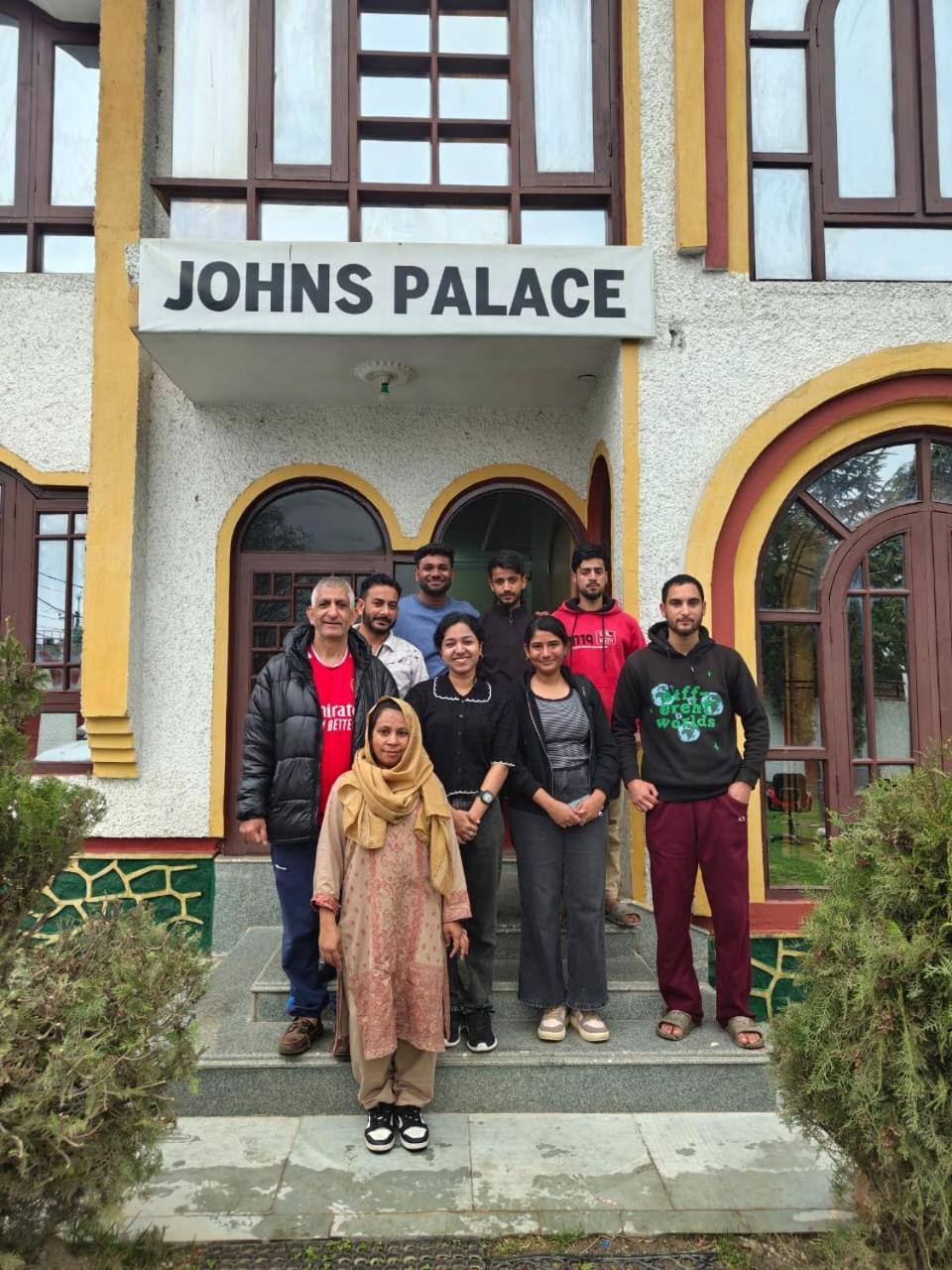 John's Palace Hotel