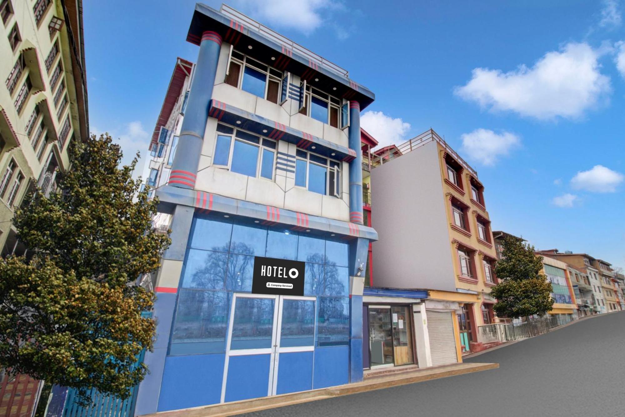 Hotel Super O Zero Bridge Formerly New Time Star Srinagar (Jammu and Kashmir)