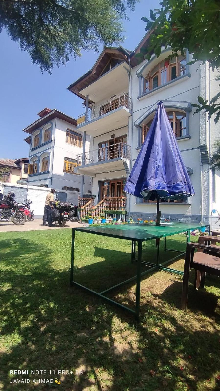 Hostel Moonshine Srinagar (Jammu and Kashmir)