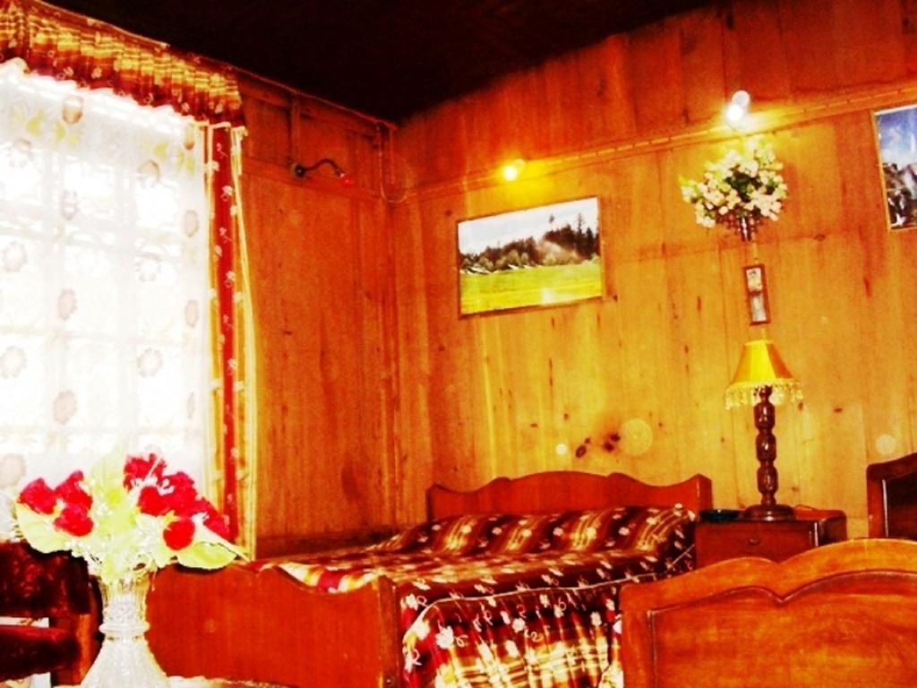 New Lucky Star Group Of Houseboats Botel 4*
