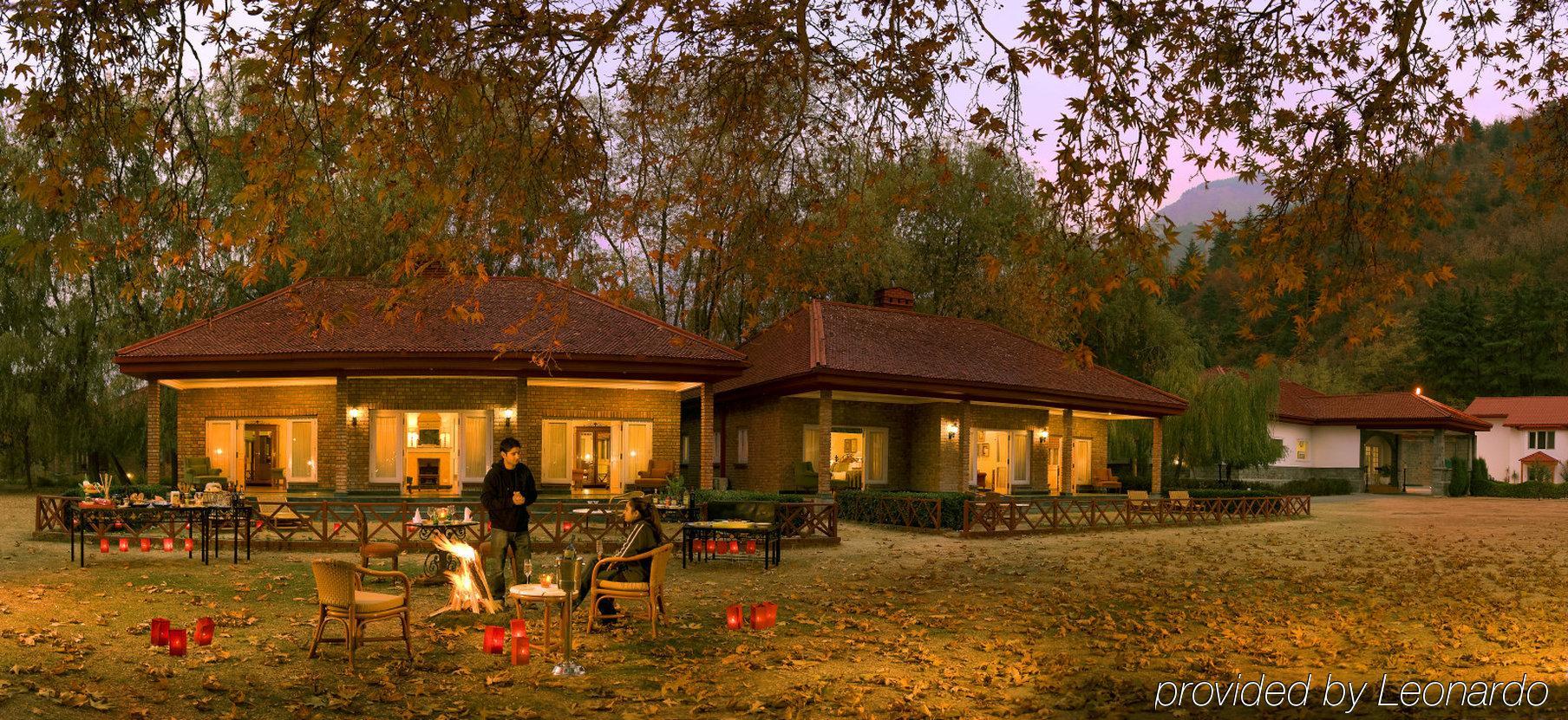 Hotel The Lalit Grand Palace Srinagar (Jammu and Kashmir)