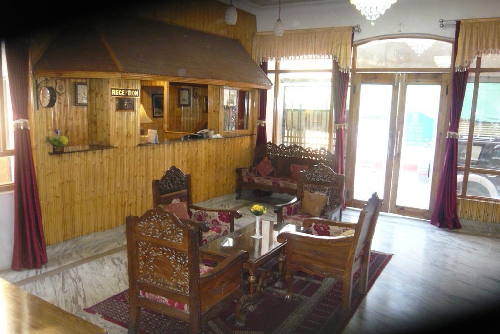 Akbar 2* Srinagar (Jammu and Kashmir)