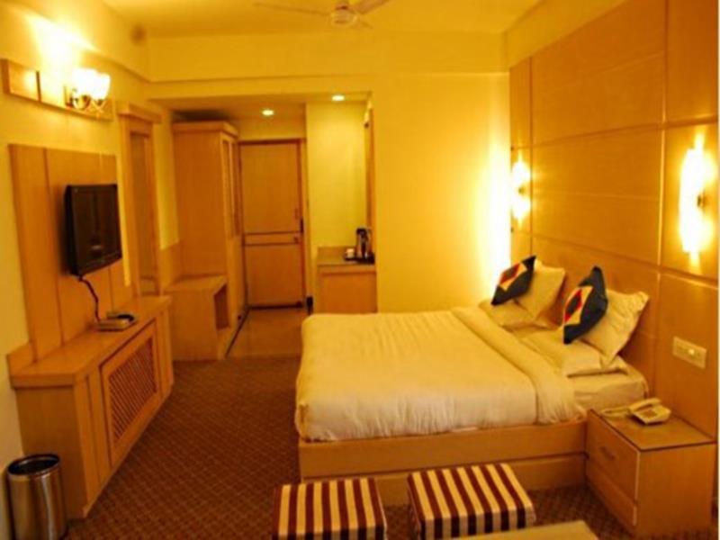 Hotel Comrade
