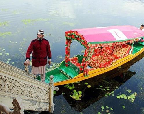 Hotel Peacock Houseboats Srinagar (Jammu and Kashmir)
