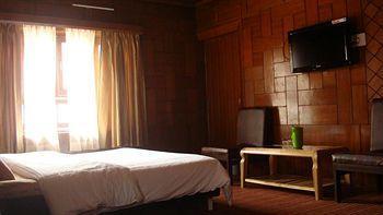 Walisons Hotel