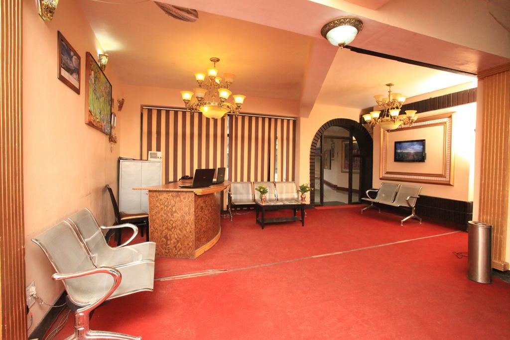 Hotel Pride Continental 3*